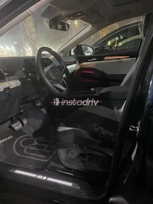 فولكس فاغن اي دي 6 2024 أزرق غامق جديدة للبيع - 7