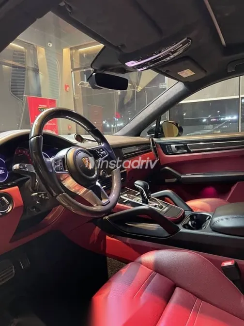 بورش كايين 2022 أسود مستعملة للبيع - 6