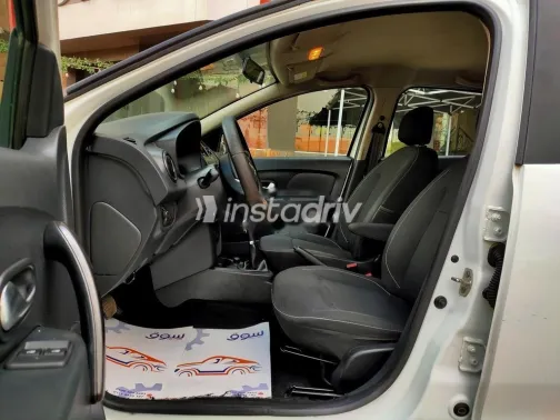 رينو لوجان 2021 أبيض مستعملة للبيع - 5