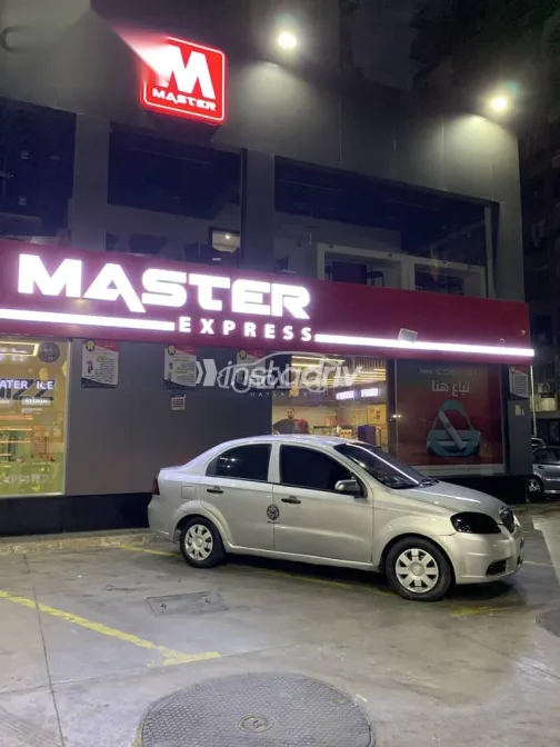 شيفروليه افيو 2009 فضي مستعملة للبيع - 4