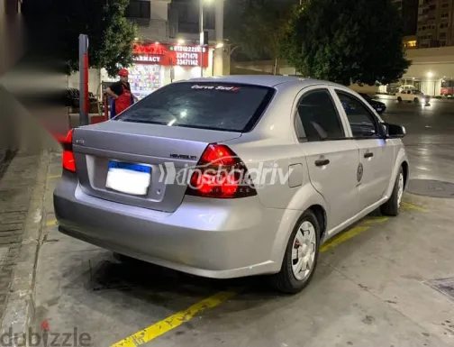 شيفروليه افيو 2009 فضي مستعملة للبيع - 8