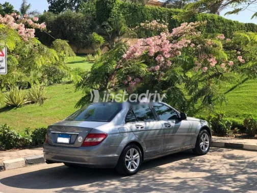 مرسيدس C 200 2007 رمادي مستعملة للبيع - 2