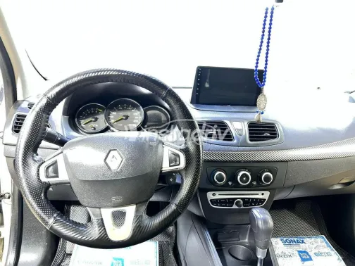 Renault Fluence 2012 Silver Used for Sale - 5