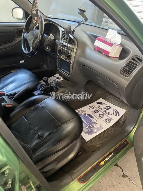 دايو لانوس 2 2004 أخضر مستعملة للبيع - 2