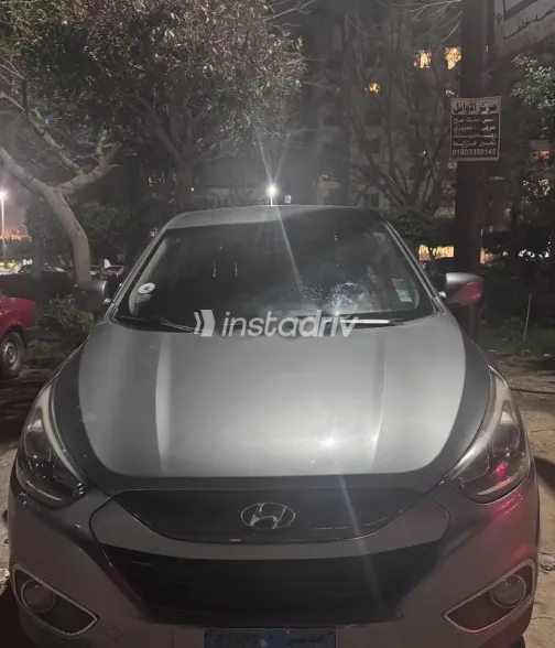 هيونداي IX 35 2015 فضي مستعملة للبيع - 1