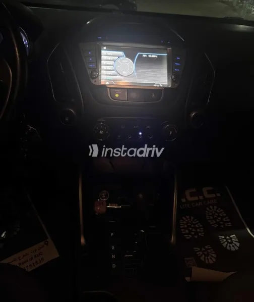 هيونداي IX 35 2015 فضي مستعملة للبيع - 2