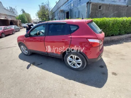 نيسان قشقاي 2012 أحمر مستعملة للبيع - 5