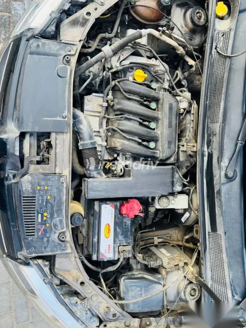 Renault Sandero 2021 Gold Used for Sale - 6