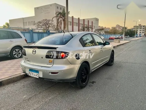 مازدا 3 2006 فضي مستعملة للبيع - 1