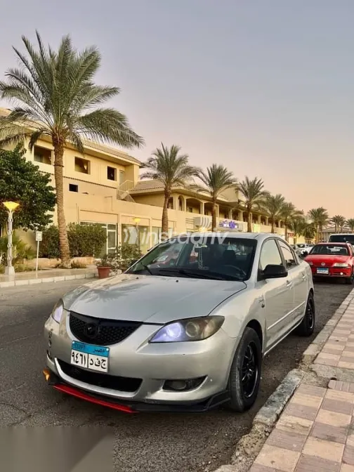 مازدا 3 2006 فضي مستعملة للبيع - 3