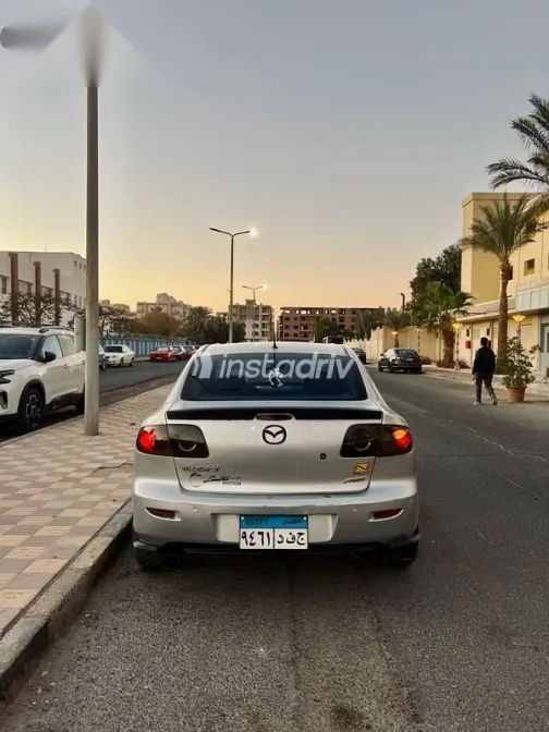 مازدا 3 2006 فضي مستعملة للبيع - 4