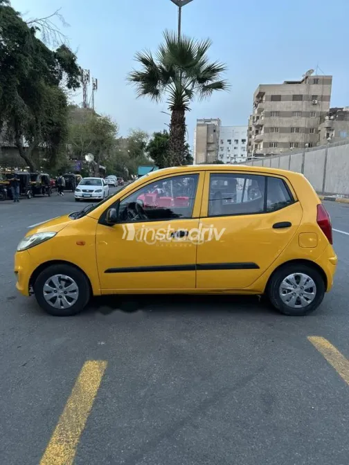 Hyundai I10 2017 White Used for Sale - 5