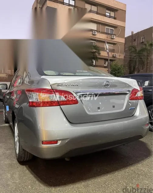 نيسان سنترا 2026 رمادي جديدة للبيع - 4