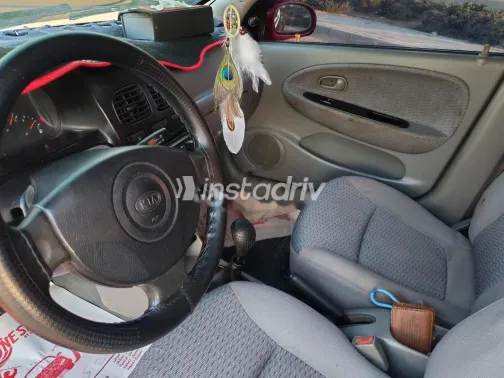 كيا ريو 2001 أحمر مستعملة للبيع - 5