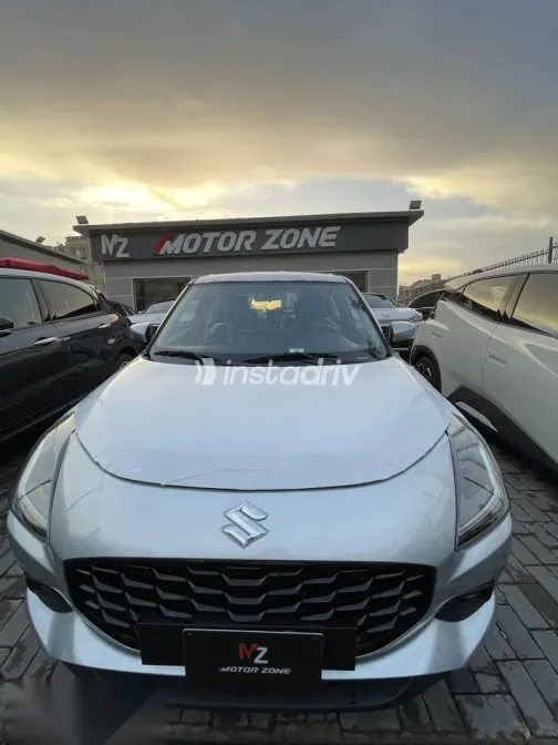 سوزوكى سويفت 2026 فضي جديدة للبيع - 1