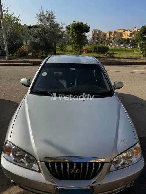 هيونداي افانتي 2005 أبيض مستعملة للبيع - 3