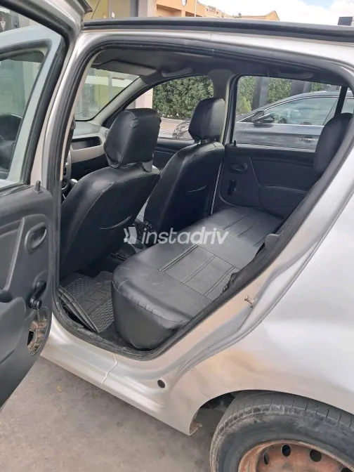 Renault Sandero 2011 White Used for Sale - 6