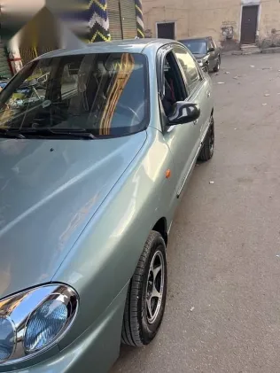 دايو لانوس 2006 رمادي مستعملة للبيع