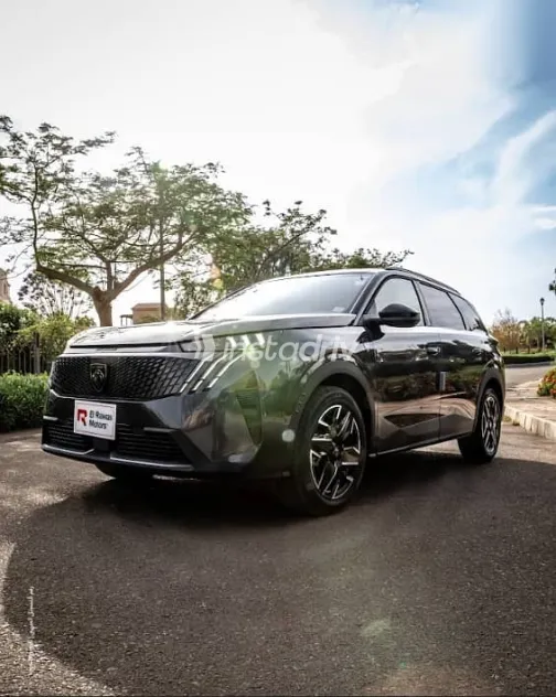 بيجو 5008 2026 أزرق غامق جديدة للبيع - 2