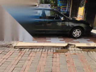 كيا سيفيا 1999 أبيض مستعملة للبيع