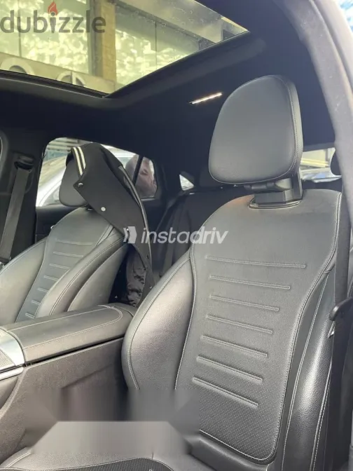 مرسيدس GLC 200 2024 أزرق غامق مستعملة للبيع - 7