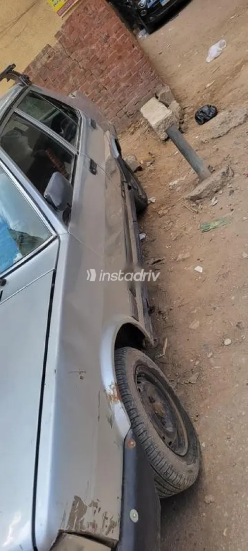 فيات دوجان 1992 فضي مستعملة للبيع - 3