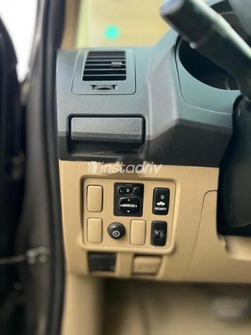 Toyota Fortuner 2017 Brown Used for Sale - 5