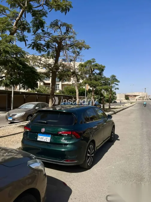 فيات تيبو 2020 أخضر مستعملة للبيع - 8