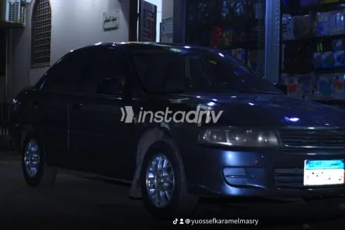 ميتسوبيشي لانسر كرستالة 2000 رمادي مستعملة للبيع - 1