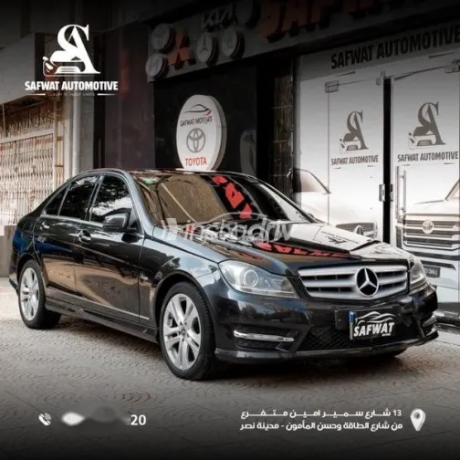 مرسيدس C 250 2012 أسود مستعملة للبيع - 2