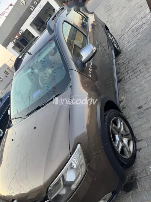 رينو سانديرو  ( ستيب  واى ) 2021 أبيض مستعملة للبيع - 4