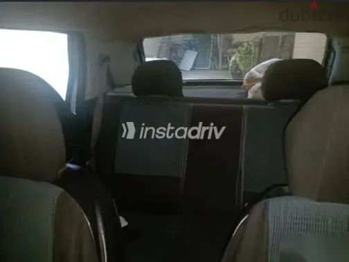 فيات بونتو 2001 أزرق غامق مستعملة للبيع - 4