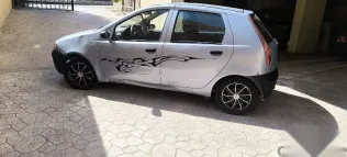 فيات بونتو 2001 أزرق غامق مستعملة للبيع