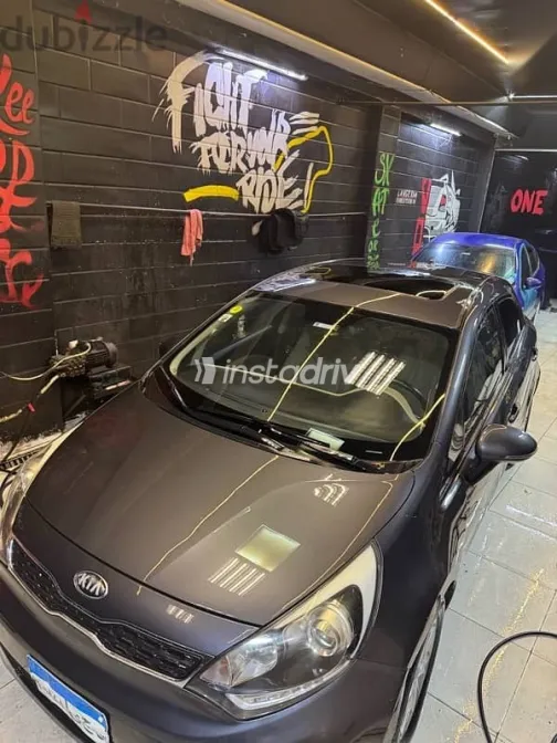 Kia Rio 2013 Gray Used for Sale - 1