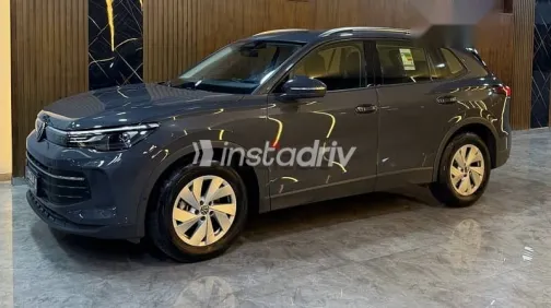 فولكس فاغن تيجون 2025 رمادي جديدة للبيع - 3