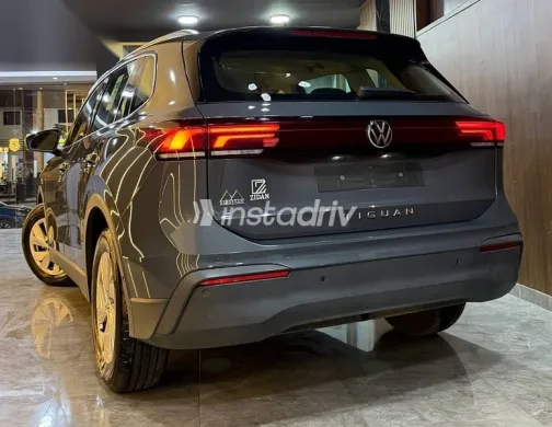 فولكس فاغن تيجون 2025 رمادي جديدة للبيع - 4