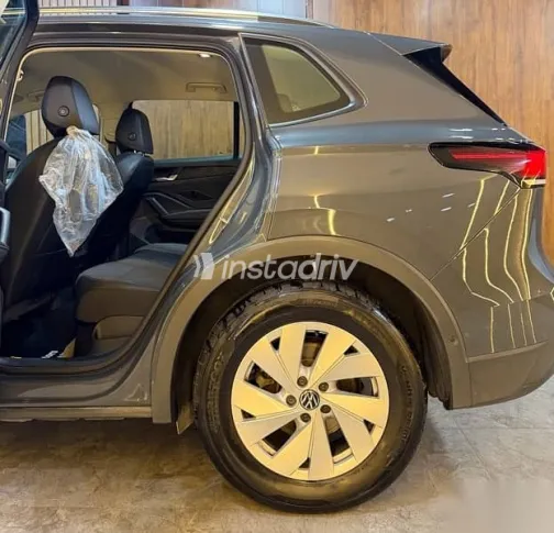 فولكس فاغن تيجون 2025 رمادي جديدة للبيع - 6