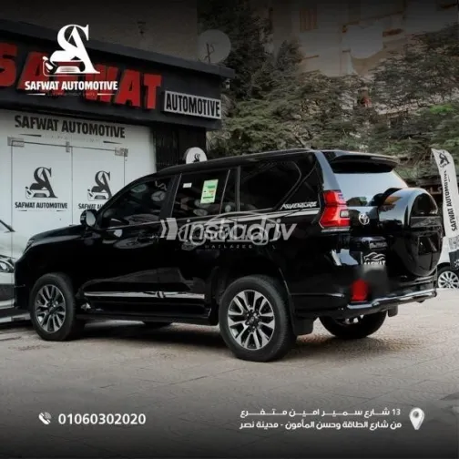 Toyota Prado 2023 Black Used for Sale - 5