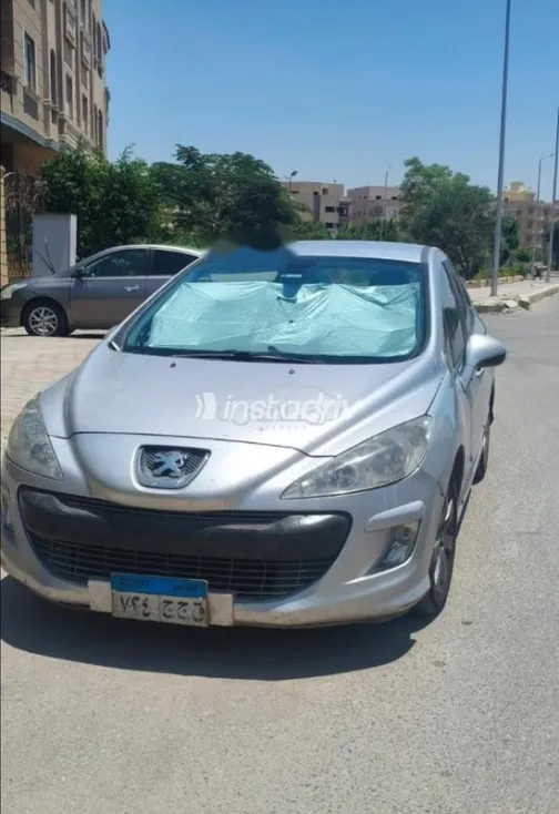 Peugeot 308 2011 Silver Used for Sale - 3