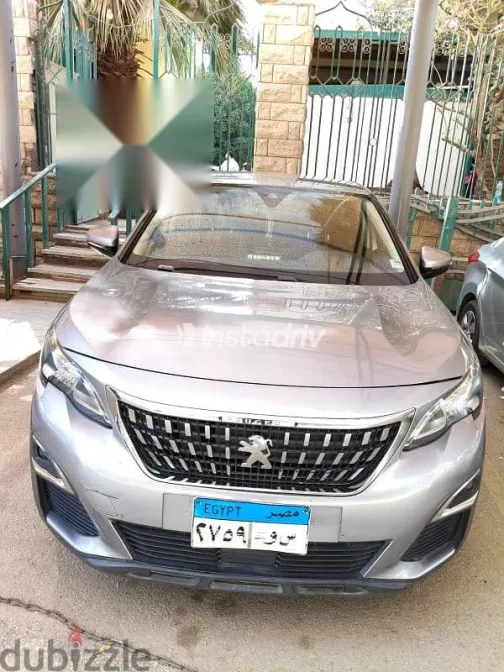 Peugeot 3008 2021 Silver Used for Sale - 2
