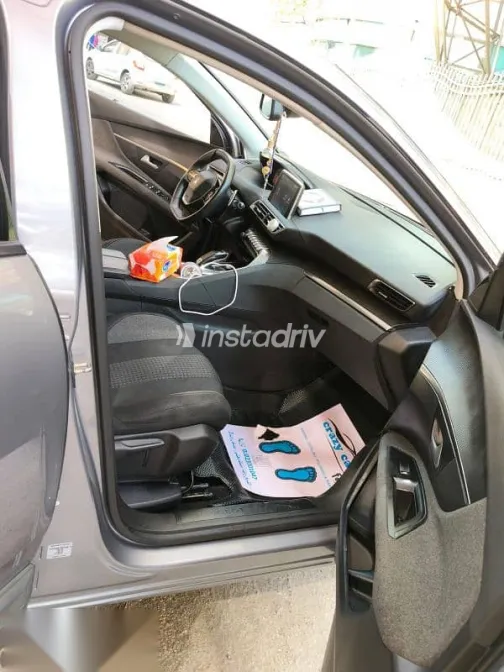 Peugeot 3008 2021 Silver Used for Sale - 5
