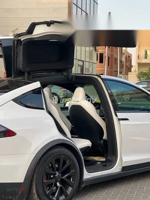 Tesla Model 3 2022 White Used for Sale - 5