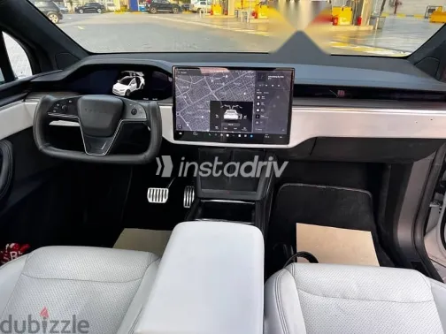 Tesla Model 3 2022 White Used for Sale - 9