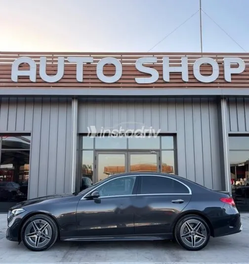 مرسيدس C 180 2025 أسود مستعملة للبيع - 4