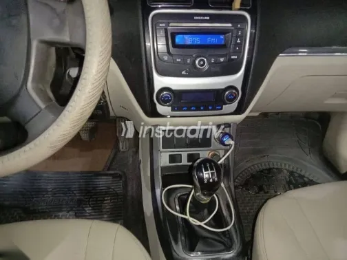 جيلي امجراند 2018 أزرق غامق مستعملة للبيع - 6