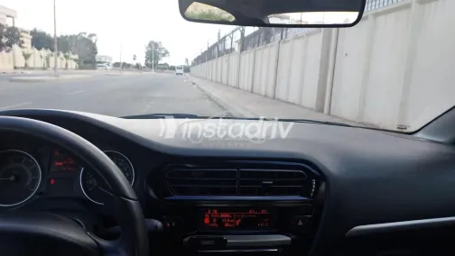 بيجو 301 2015 برونزي مستعملة للبيع - 4