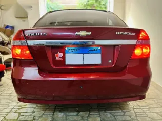 شيفروليه افيو 2020 أحمر مستعملة للبيع