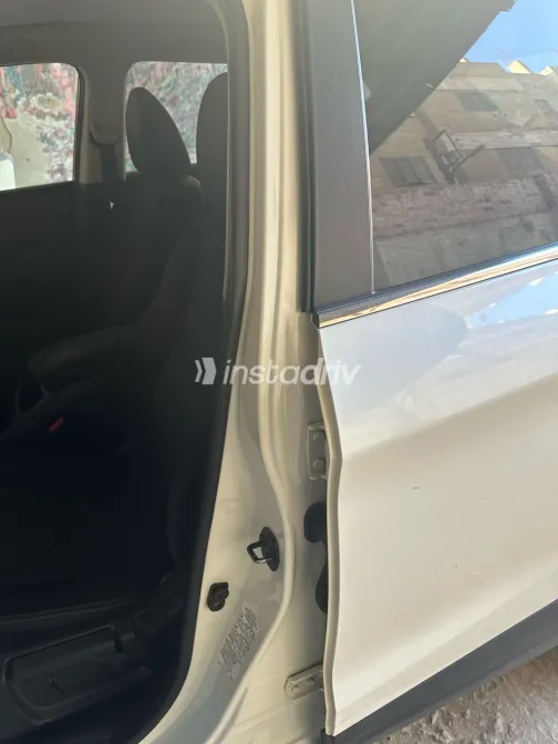 نيسان قشقاي 2017 أبيض مستعملة للبيع - 7