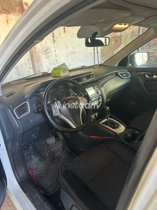 نيسان قشقاي 2017 أبيض مستعملة للبيع - 9