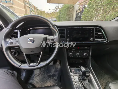 سيات اتيكا 2020 أبيض مستعملة للبيع - 3